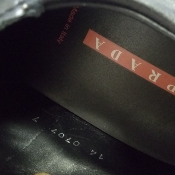 Prada Black Leather Oxford Dress Shoes